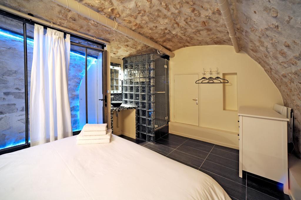 Unique Loft Apartment In Le Marais Paris Ngoại thất bức ảnh