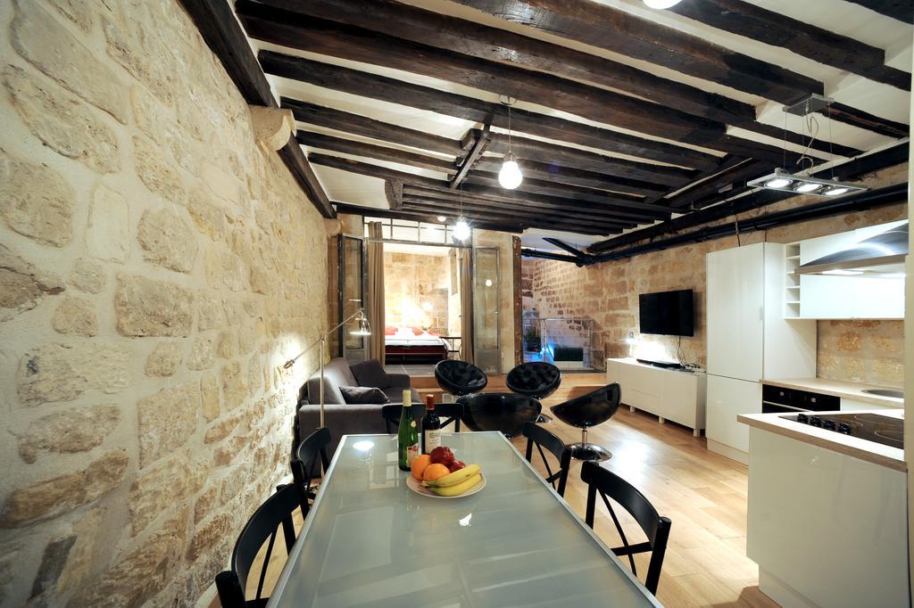 Unique Loft Apartment In Le Marais Paris Ngoại thất bức ảnh