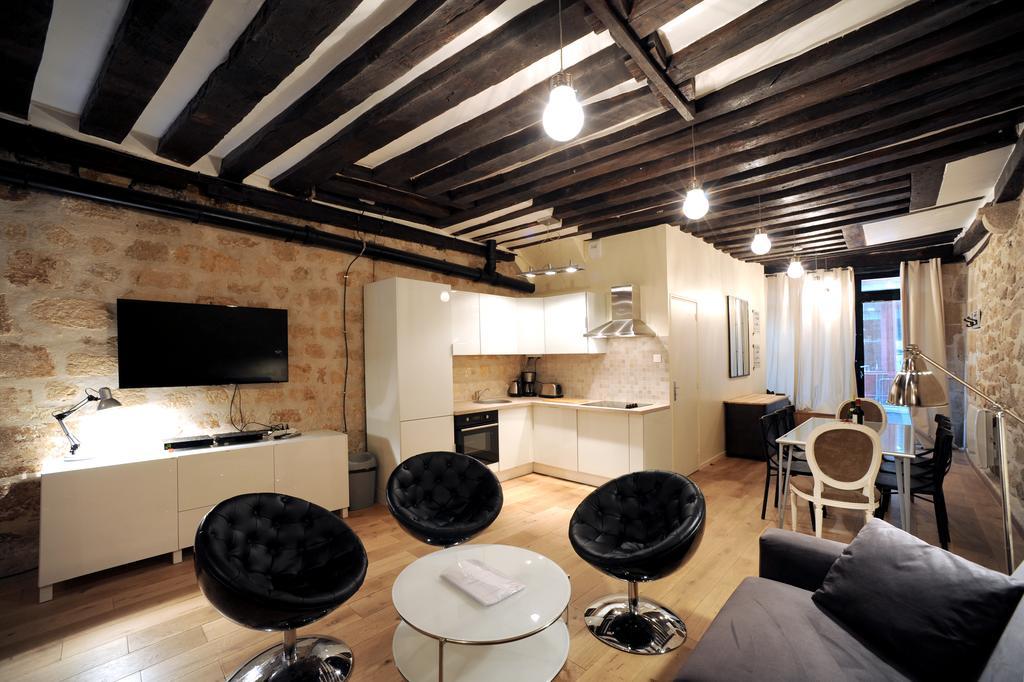 Unique Loft Apartment In Le Marais Paris Ngoại thất bức ảnh